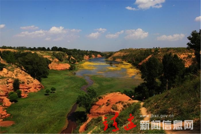 鹅黄翠绿谷