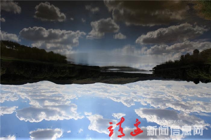 碧水蓝天芦靖湖