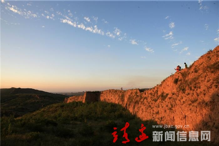 镇靖古长城遗址