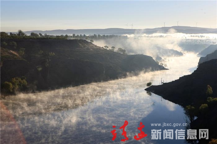 烟萦霞水
