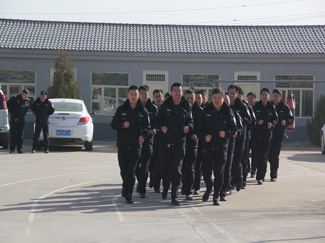 靖边巡特警大队2017年度训练拉开帷幕