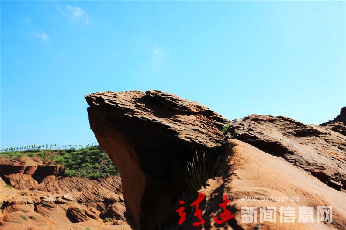 龙洲丹霞，奇哉！