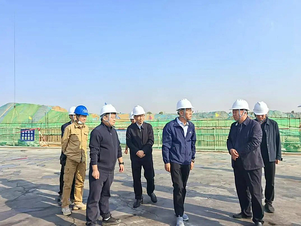 王剑飞调研低空经济产业园建设工作