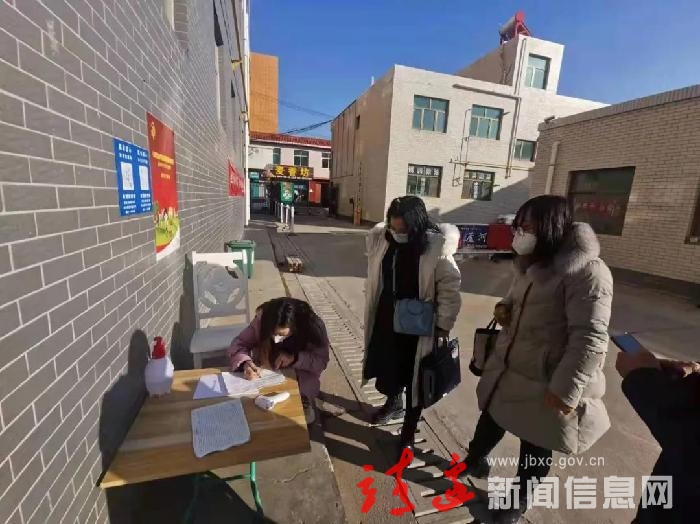 靖边县发改科技局：坚守中的温情