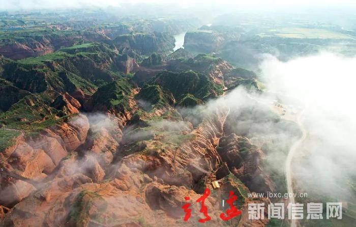 靖边：人间仙境龙洲丹霞 醉美秋游好去处