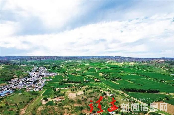赓续红色血脉，走好振兴之路！小河镇书写乡村振兴新故事