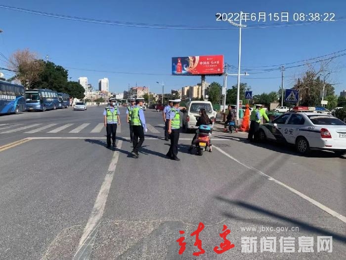 重拳！靖边交警专项整治交通违法行为
