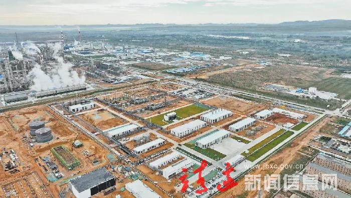 【聚力“三个年”奋进新征程】靖边：服务“送上门”，项目“加速跑”！