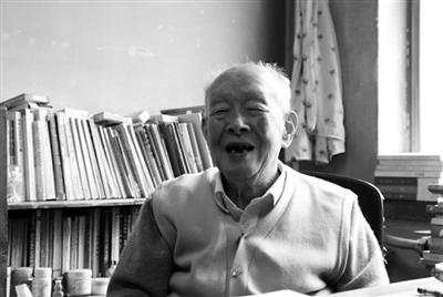 周有光。来源：《新京报》
