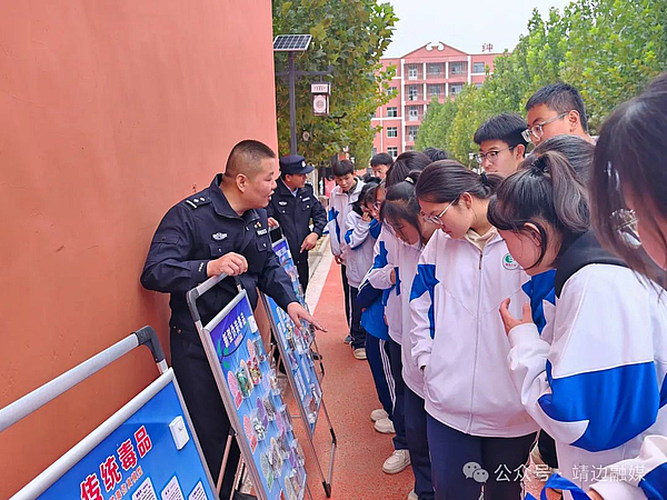靖边：禁毒宣传进三中 守护健康不“毒”行