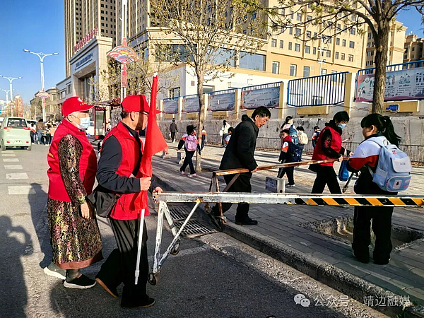 【文明靖边 你我共享】宇文路社区：银龄志愿者暖心护学